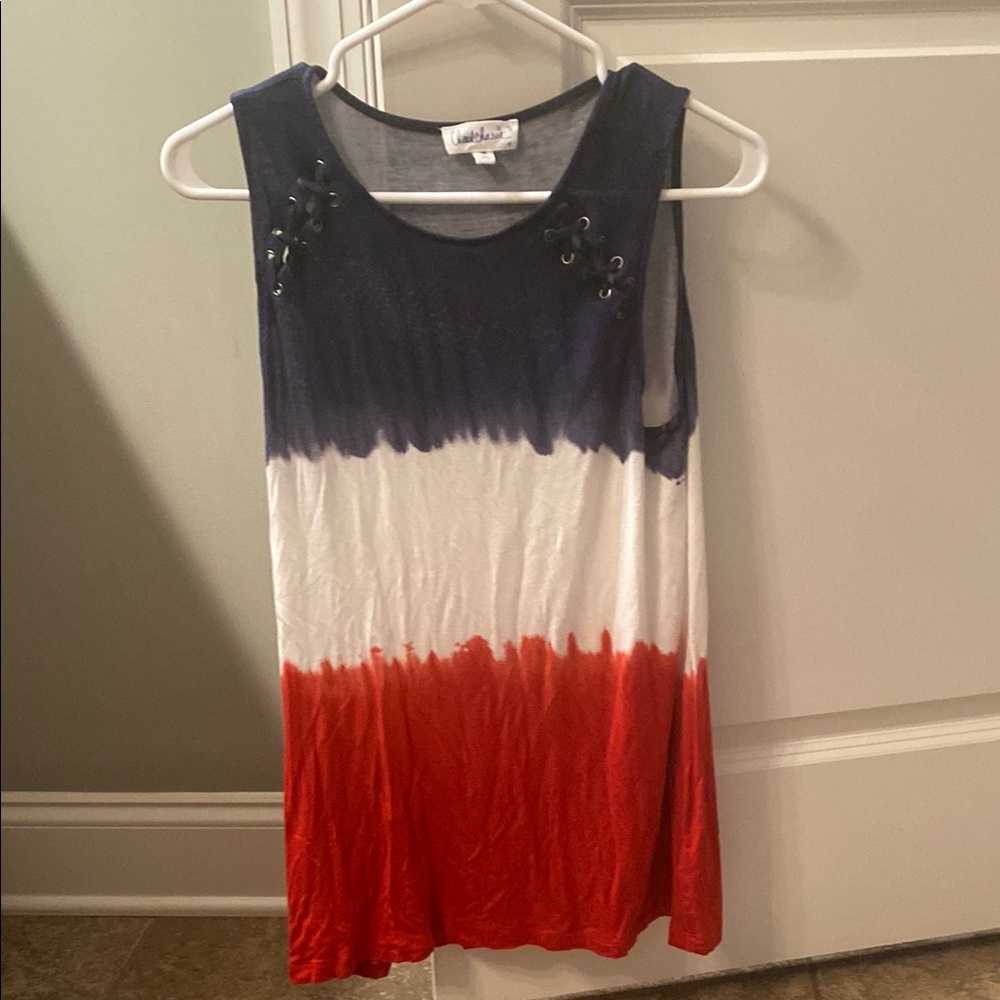 Cloud Chaser red Blue and White Sleeveless Crew Neck Shirt top size medium